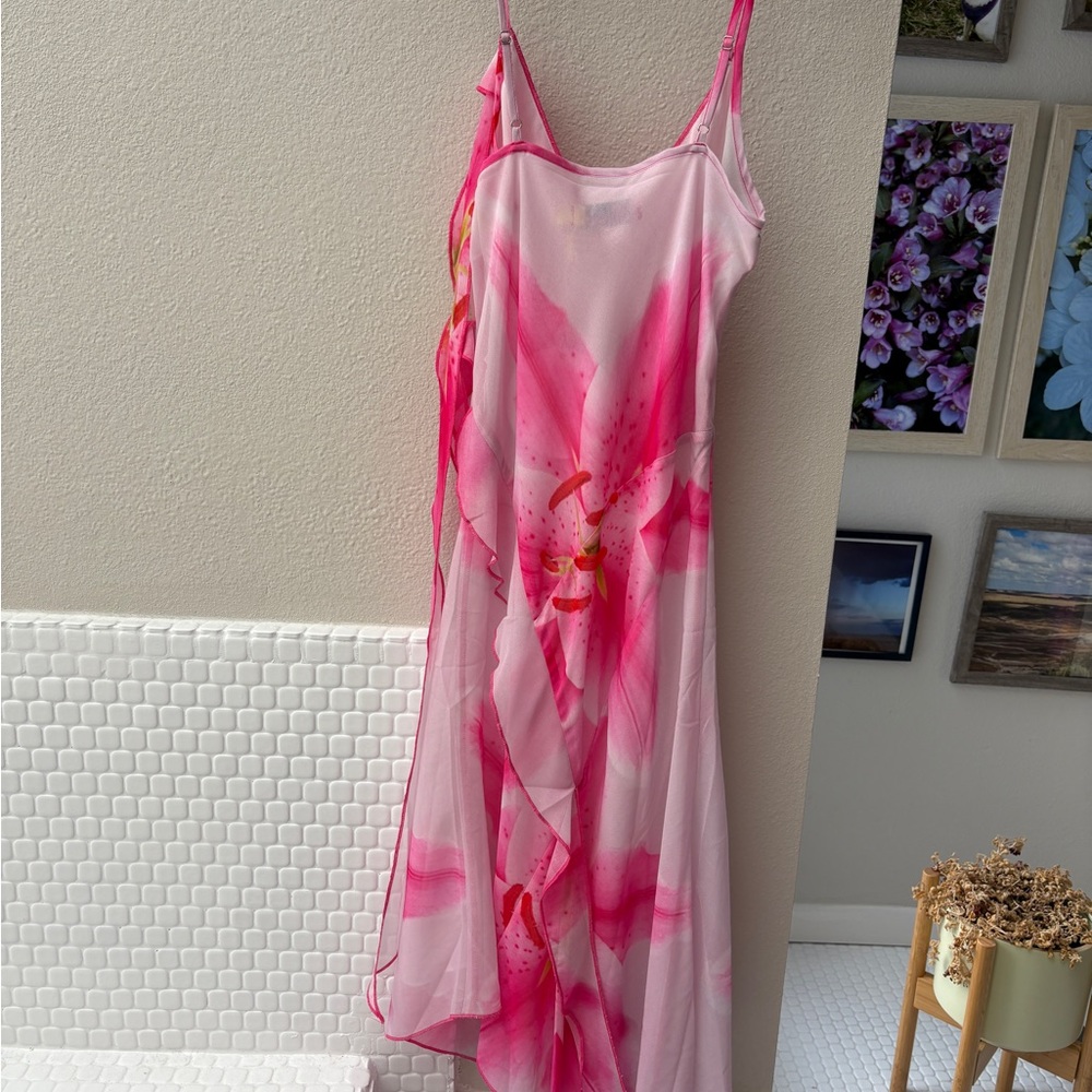 Tyler Mcgillivary Pink Floral Backless Dress - Picture 6 of 9